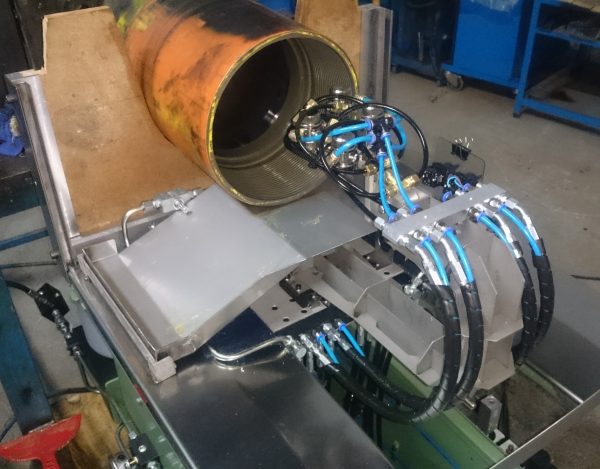 Pulverização de Graxa no Interior de Tubo